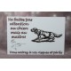 Plaque PVC "ne faites pas attention au chien mais au maitre"